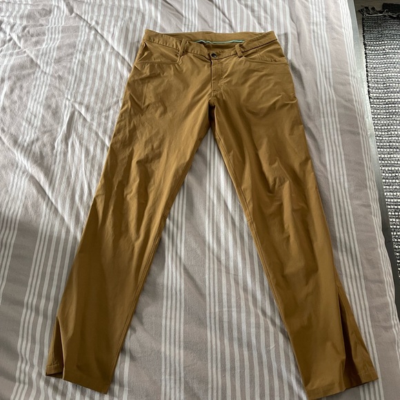 Men’s Lululemon ABC Pants - 34 - Picture 3 of 3
